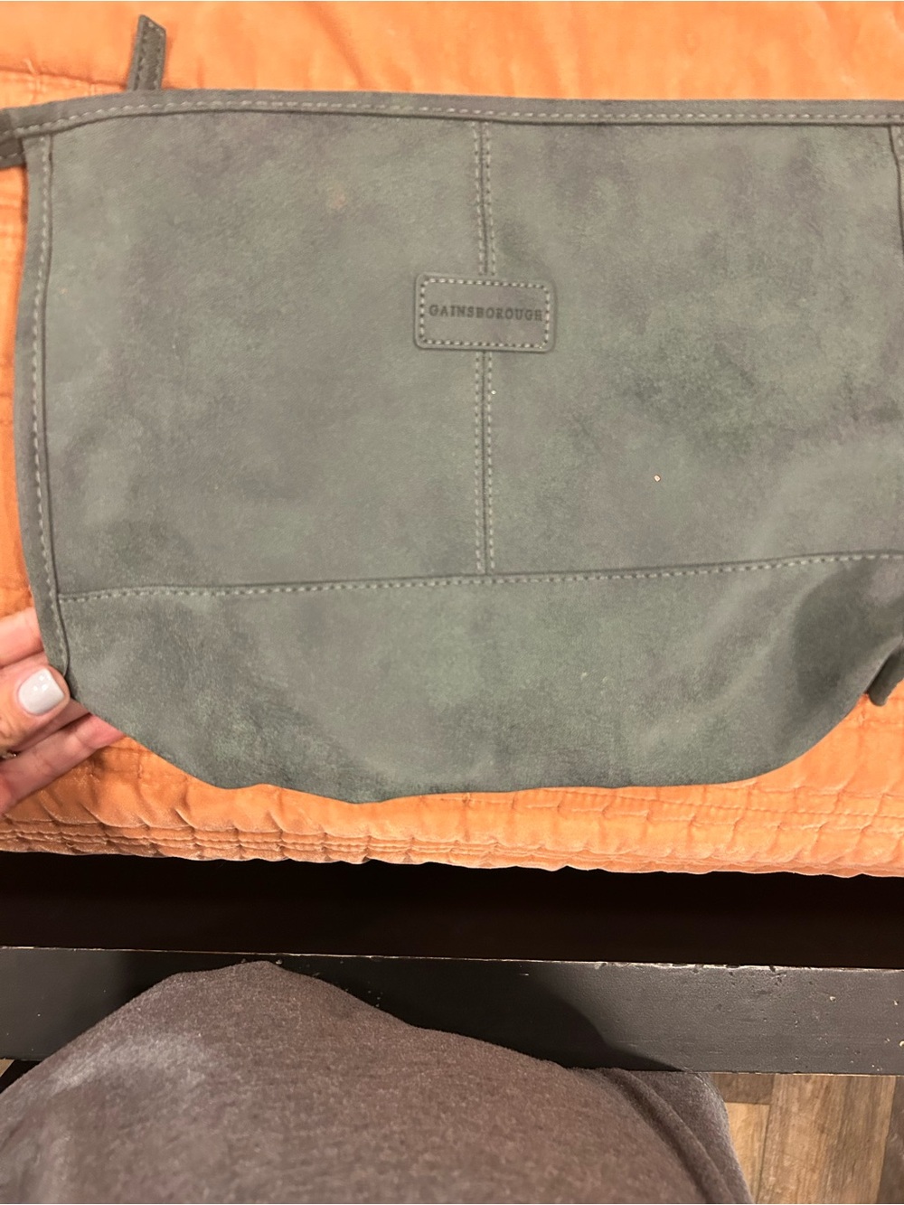 Suede clutch - Olive Green